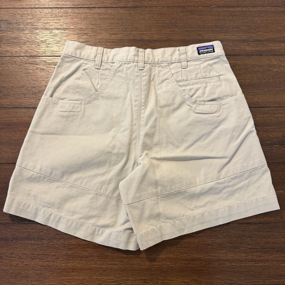 Patagonia Men’s Stand Up Biege Canvas Shorts Size 32 Hiking 6.5” Inseam EUC - Picture 2 of 10